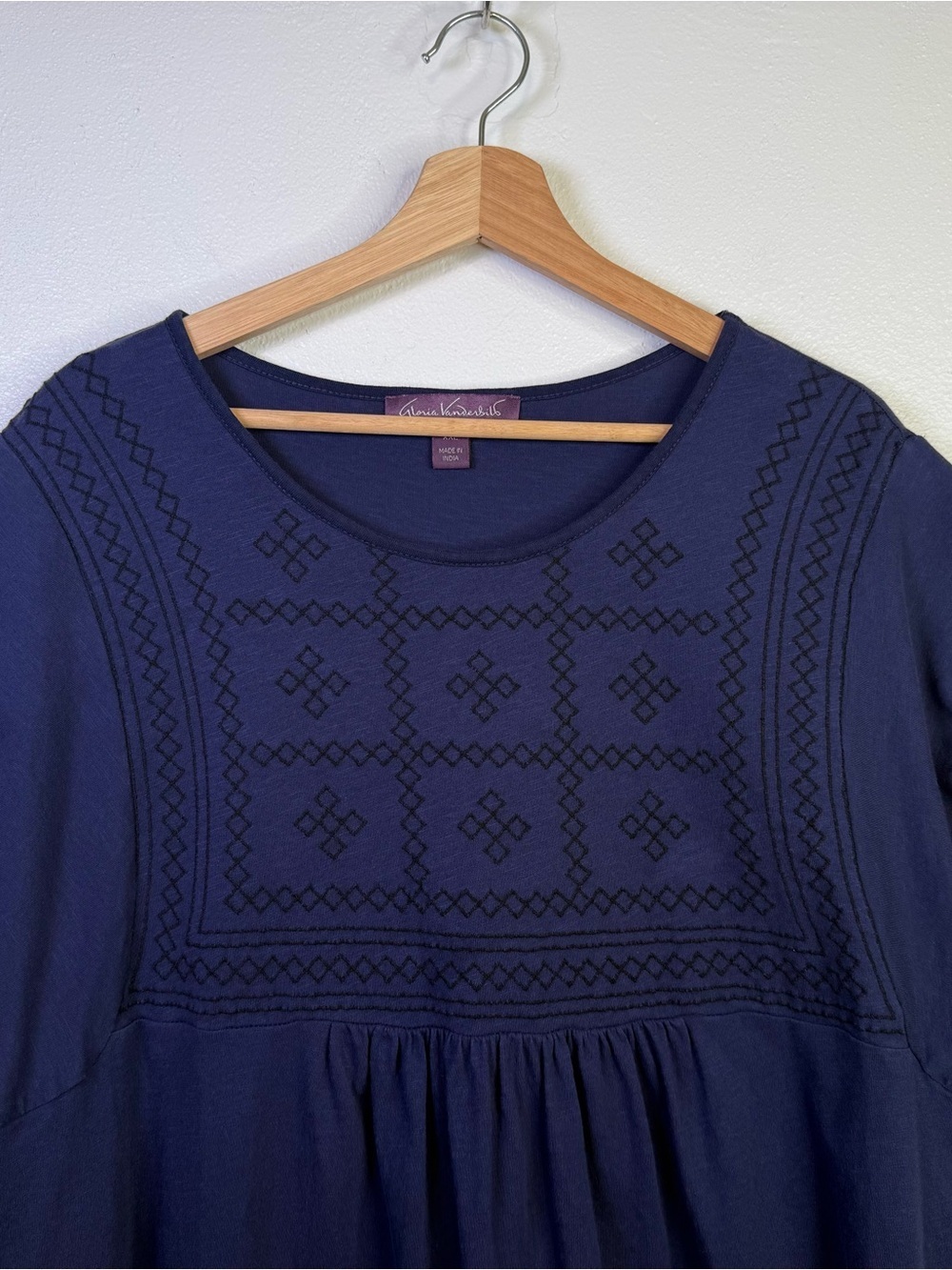 Gloria Vanderbilt Blue Short Sleeve Embroidered Top Women’s Size XXL - Picture 3 of 15